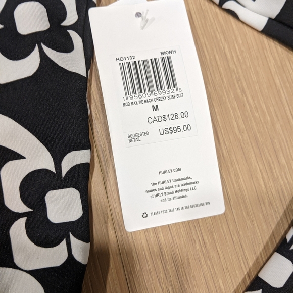 Hurley Swimsuit - Picture 11 of 11